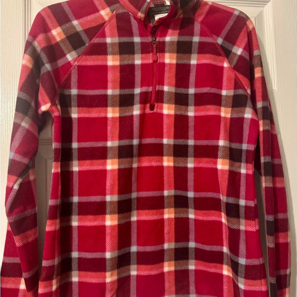 Women’s Red Plaid Fleece Pullover